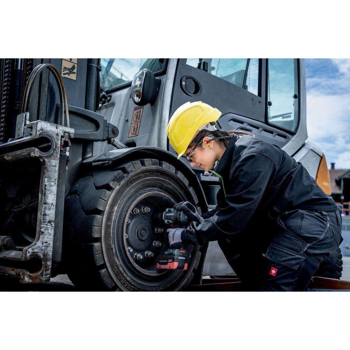 Metabo Cordless Impact Wrench SSW 18 LTX 800 BL 18V Body Only in MetaBOX Case