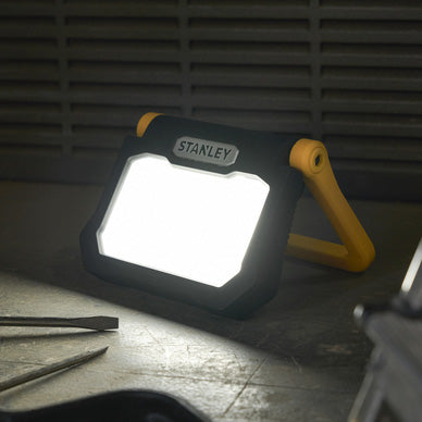 Stanley 1500 Lumens Rechargeable LED Worklight