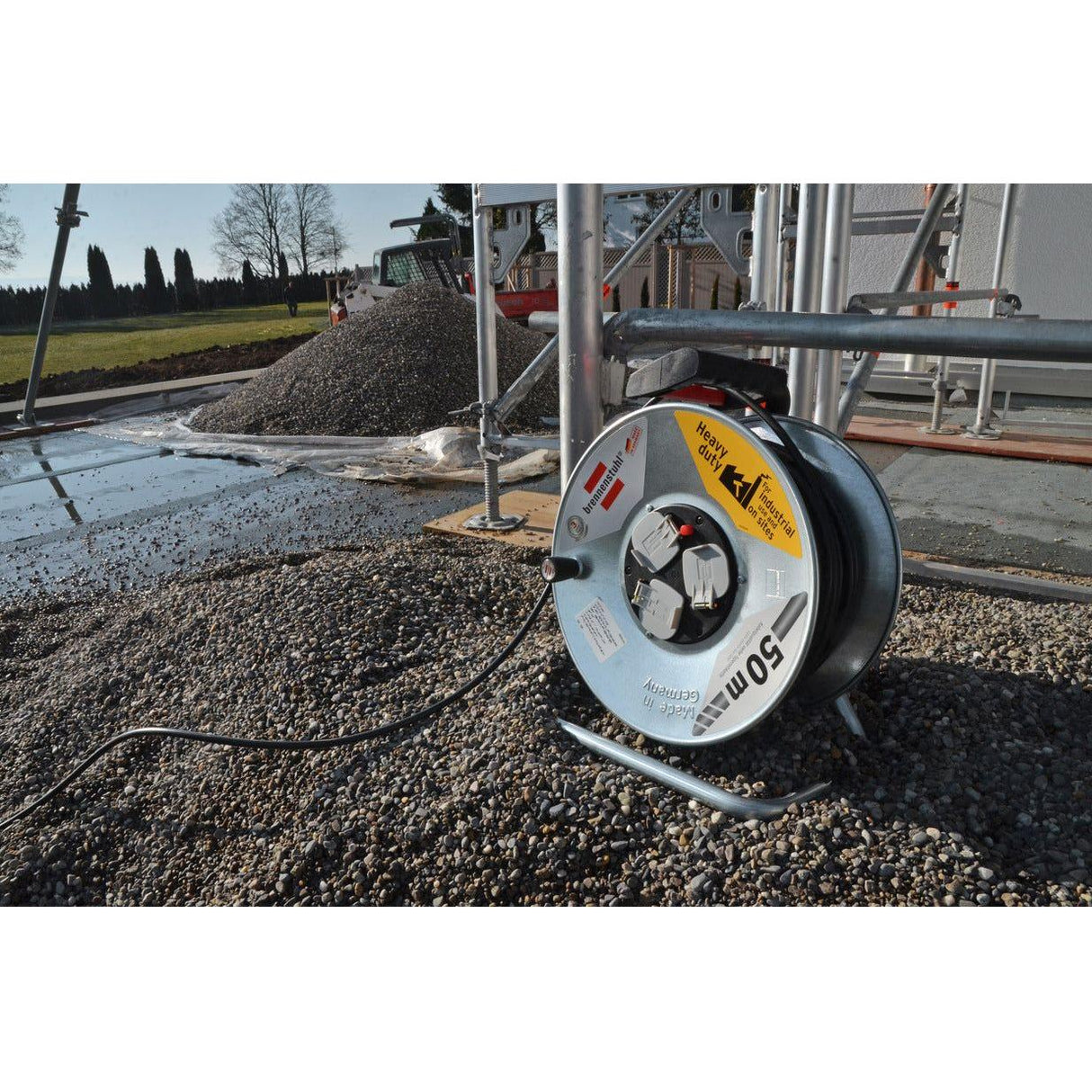 Brennenstuhl 50M Ext 1.5 220V Garant 3-Way Cable Reel