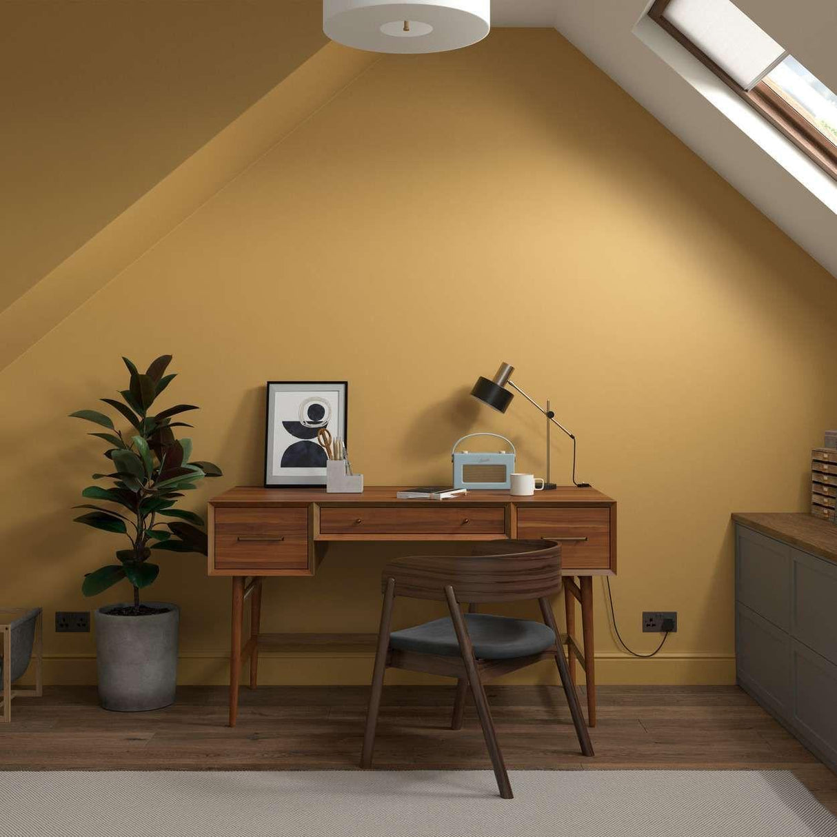 Dulux Heritage Brushed Gold