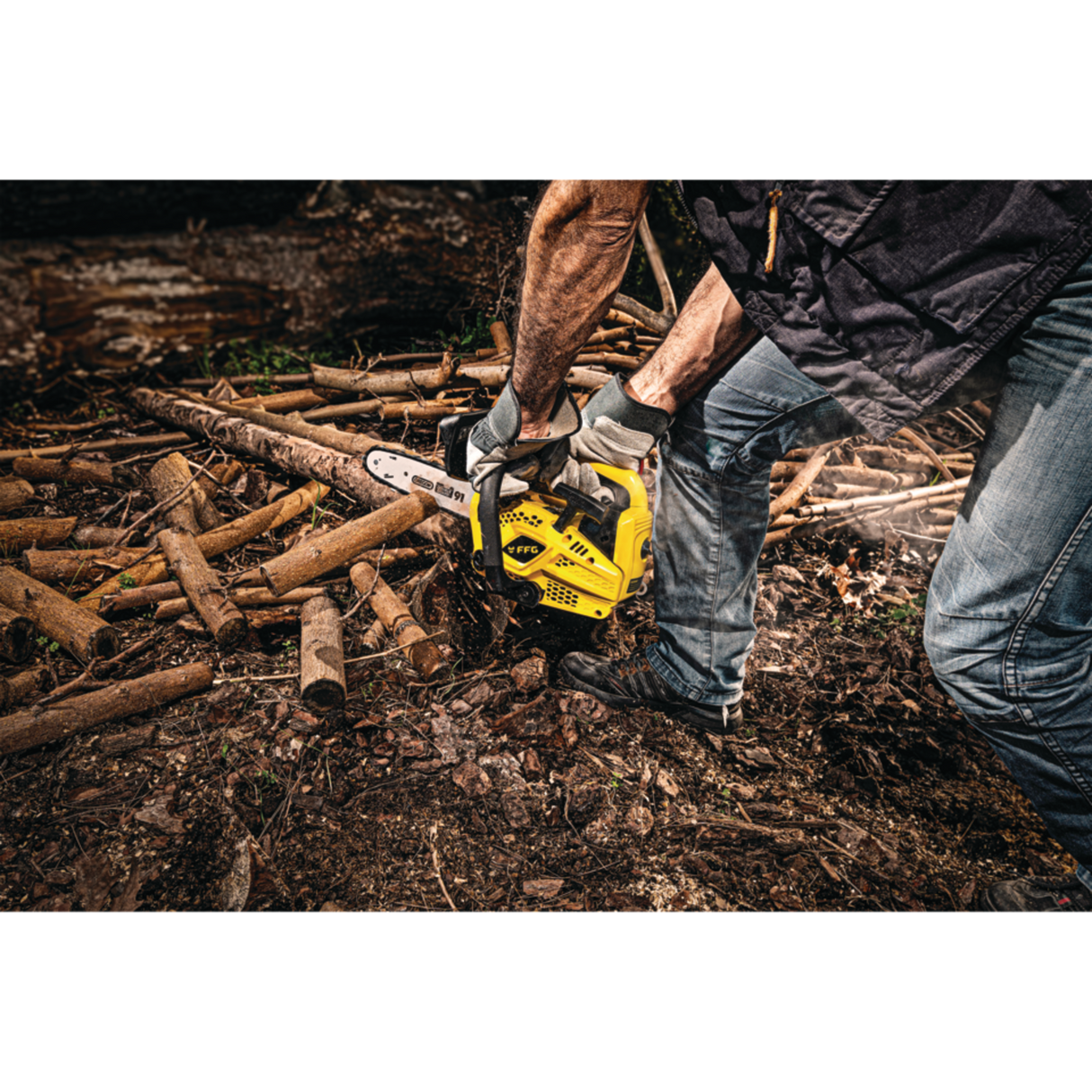 FF Group Top Handle 2 Stroke Petrol Chainsaw | 25.4cc