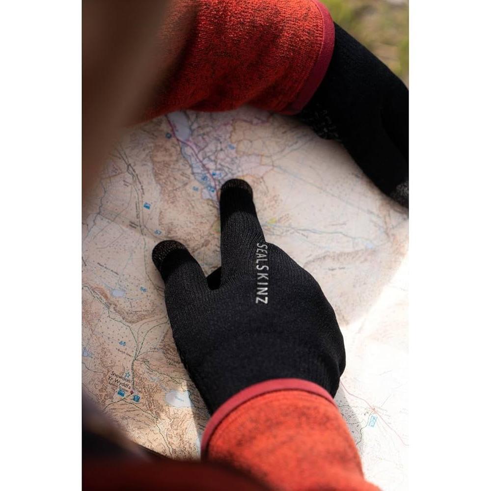 Sealskinz Anmer Waterproof All Weather Ultra Grip Glove | Black