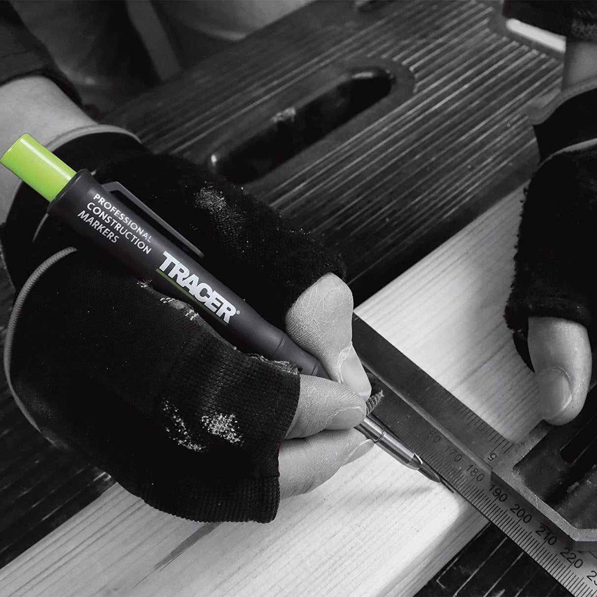 Tracer Deep Pencil Marker – 6 x Leads and Holster