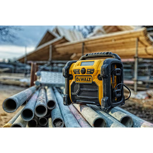 DeWalt 18V XR Compact DAB+/FM Radio