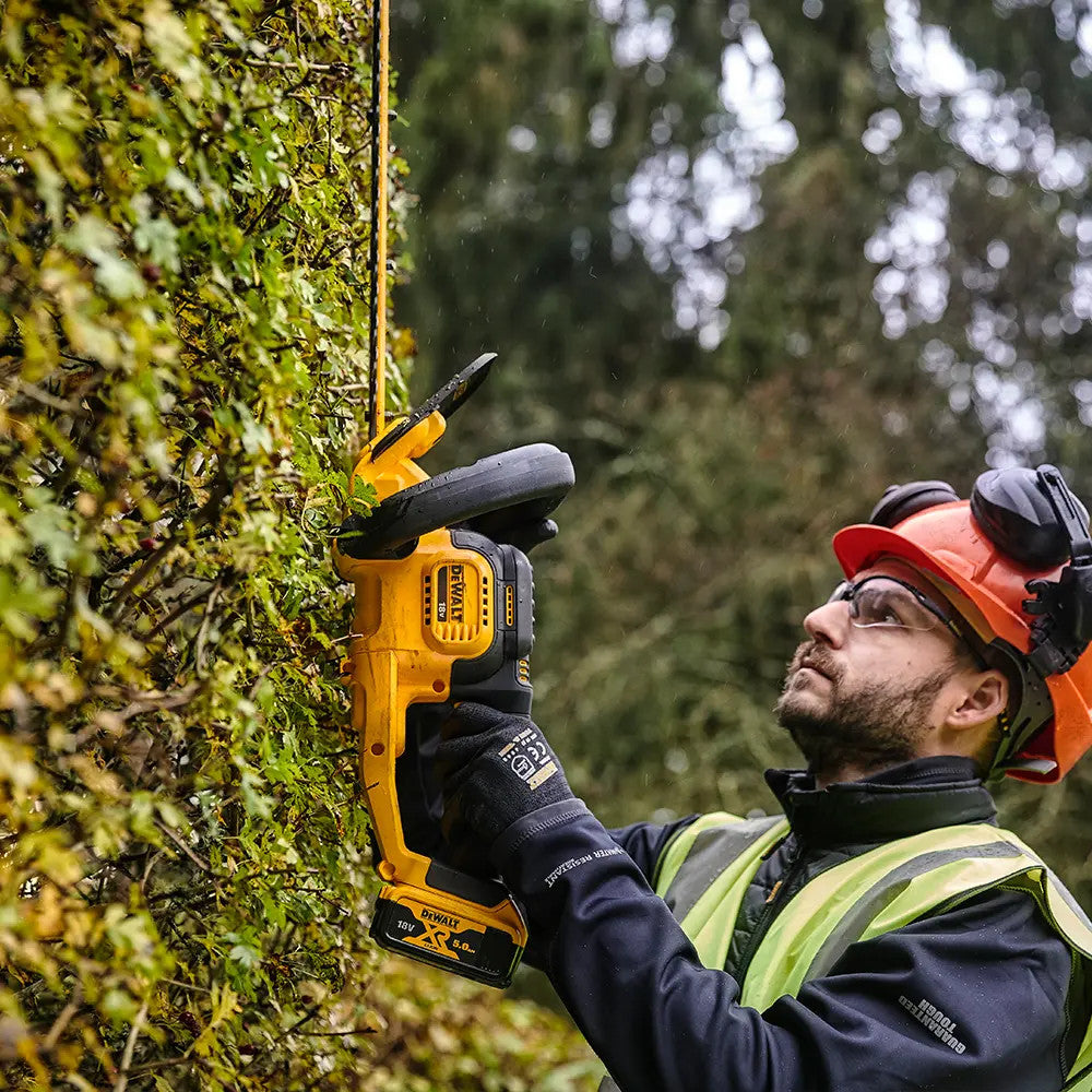 DeWalt DEWDCMHT562N 18V Cordless 55cm 19mm Hedge Trimmers | Bare Unit