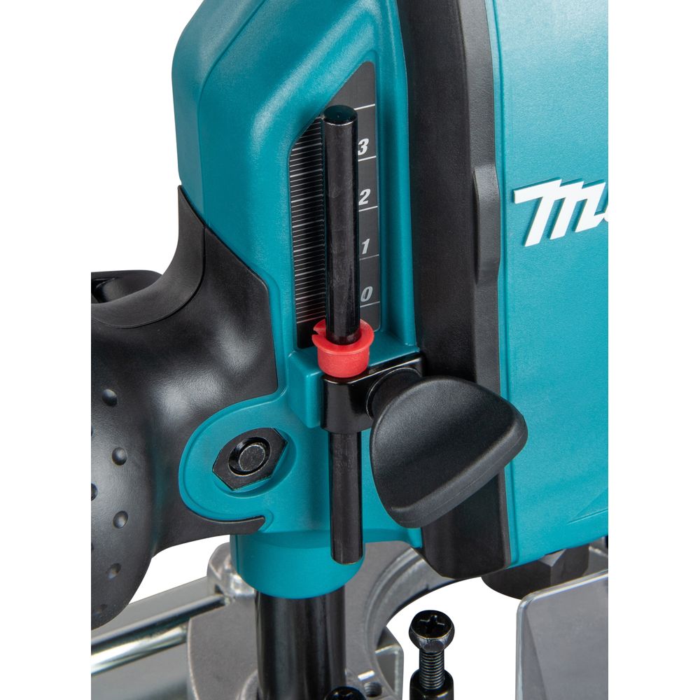Makita RP0900 Plunge Router - 900W - 1/4" / 3/8"