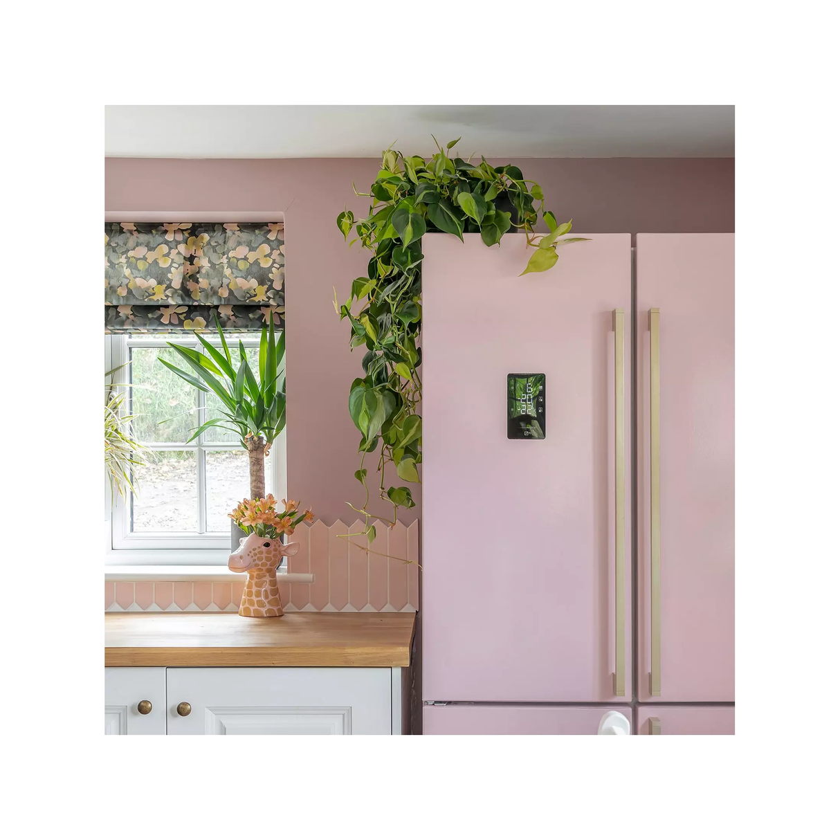 Rust-Oleum Universal Satin Rose 750ml