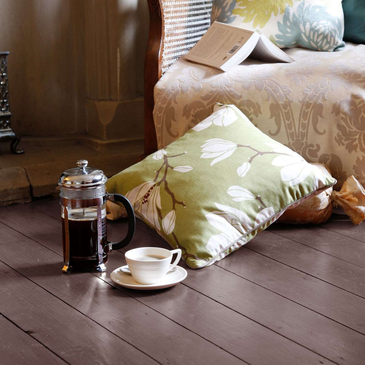 Sadolin Classic All Purpose Woodstain - Jacobean Walnut