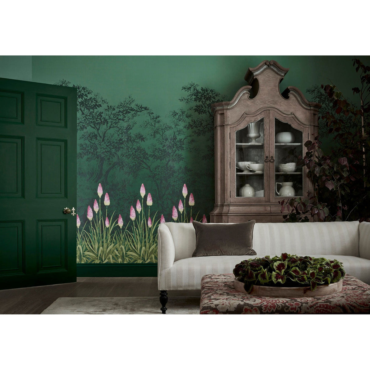 Little Greene Dark Brunswick Green Paint 088