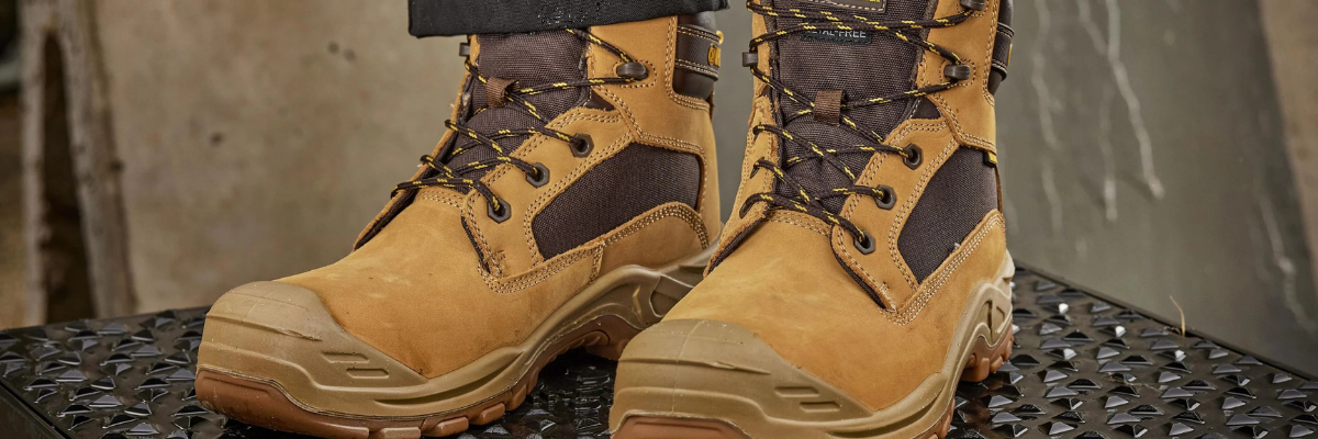 Apache Footwear Deals