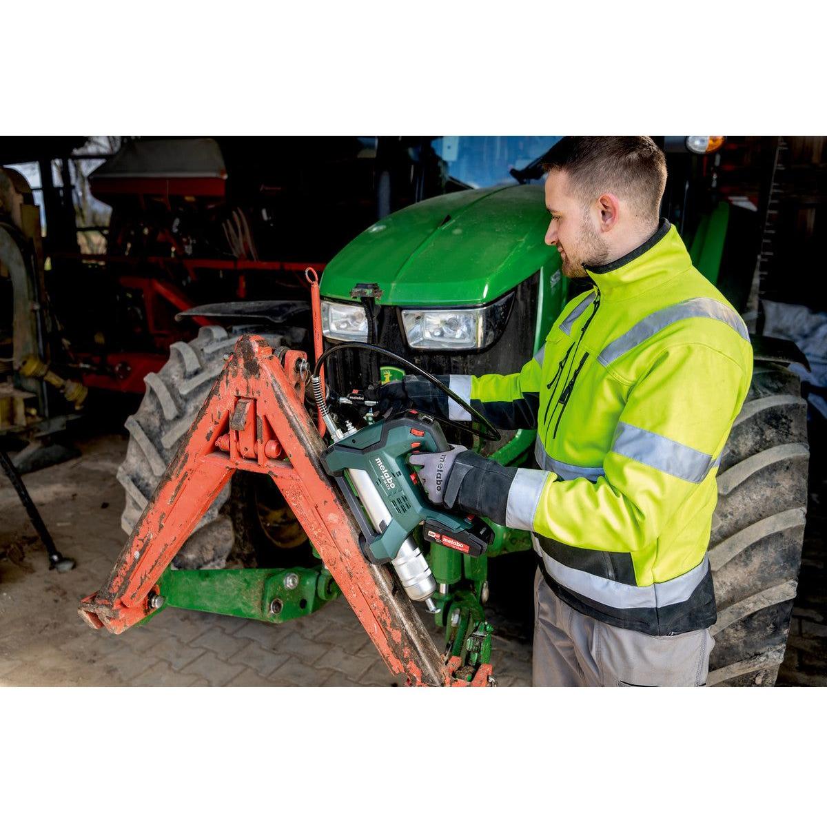 Metabo Cordless Grease Gun FP 18 LTX 18V Body Only