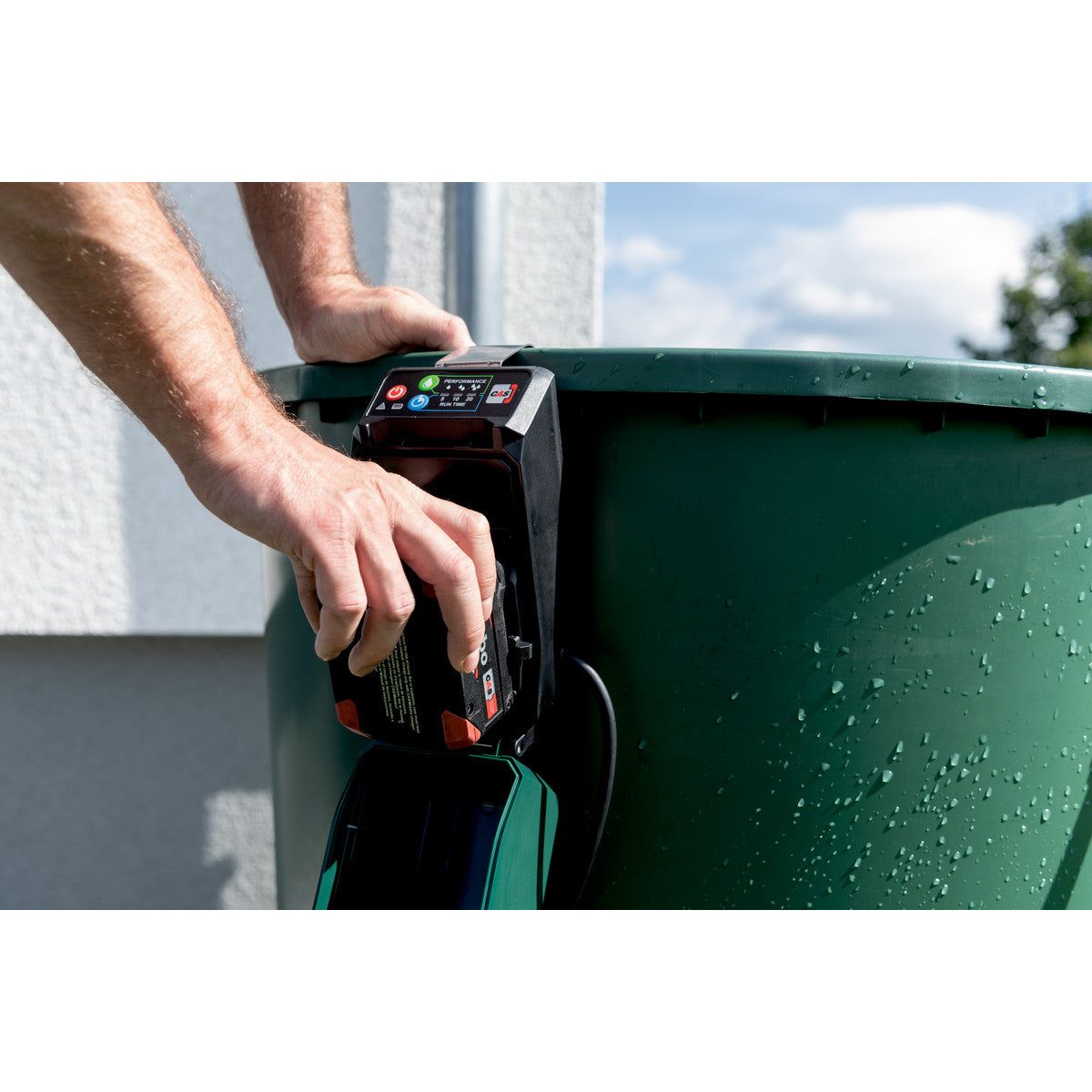 Metabo Cordless Submerible Pump TPF 18 LTX 2200 18V Body Only