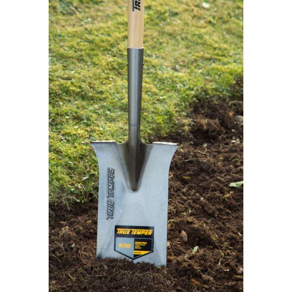 True Temper Digging Spade Wood Handle D Grip TTW-DS