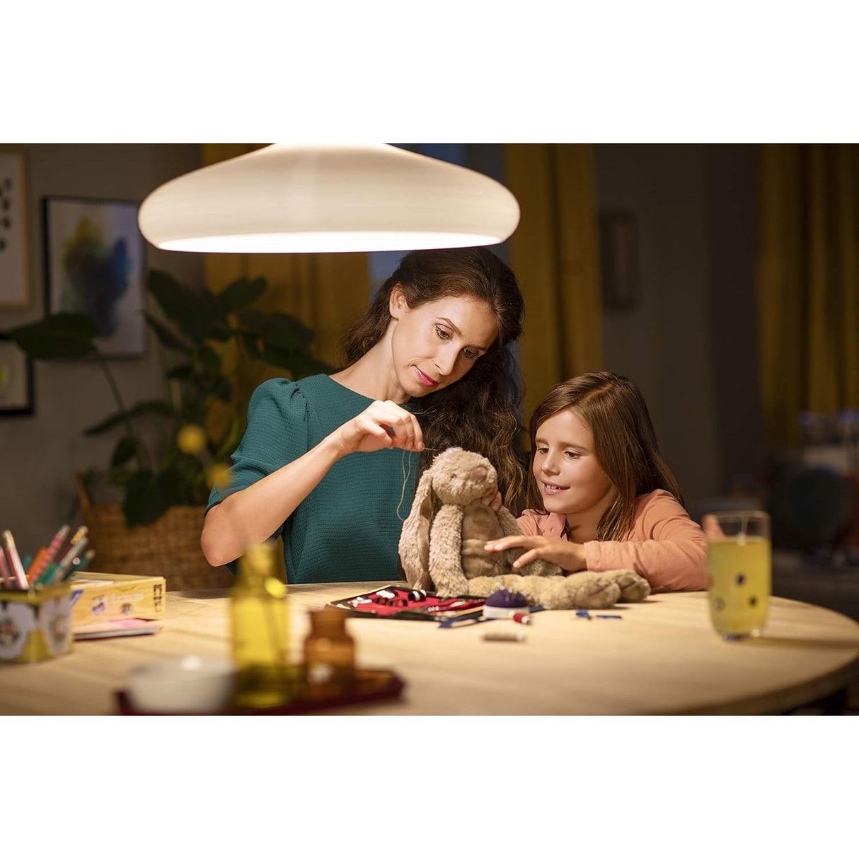 Philips LED Golf Bulb B22 5W/40W Equivalent – 470 Lumen Frosted Warm White
