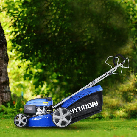 Shop the Hyundai 18" 139cc 4-in-1 self-propelled petrol lawnmower. Powerful, versatile lawn care with fast nationwide delivery from Ted Johnsons, Naas, Ireland.