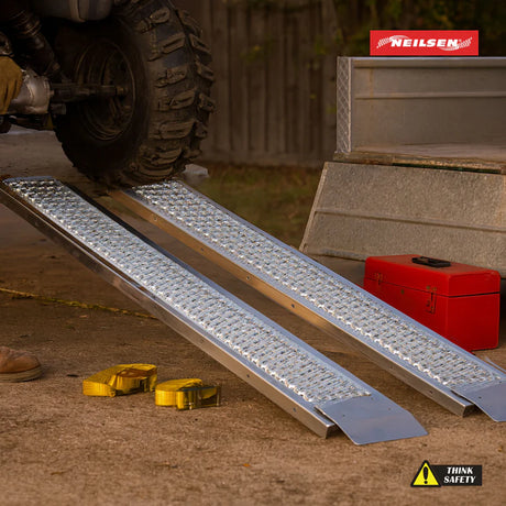 Neilsen CT1073 2 Steel Loading Ramps