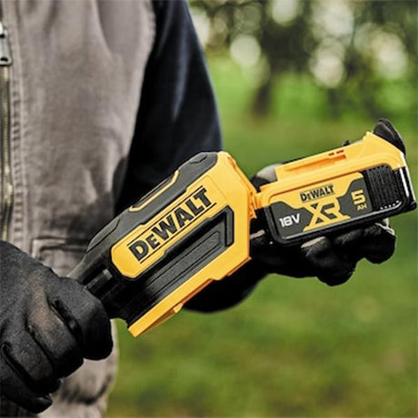 DeWalt 18v XR Brushless String Trimmer, Folding Shaft 1 x 5.0ah Battery