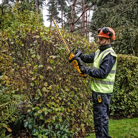 DeWalt DEWDCMHT562N 18V Cordless 55cm 19mm Hedge Trimmers | Bare Unit