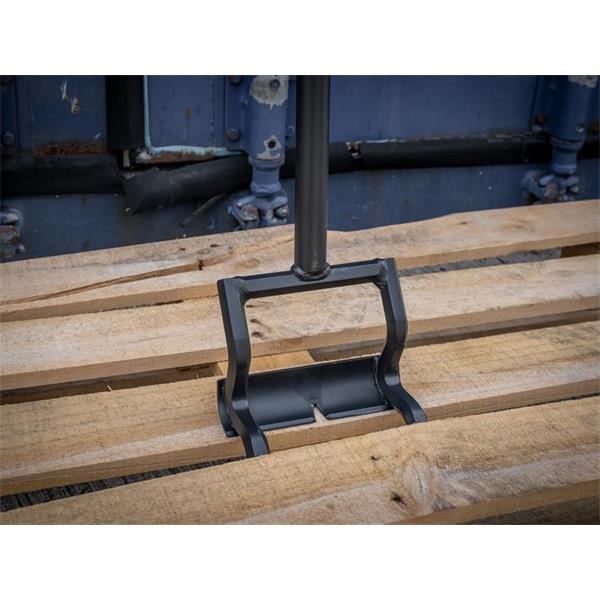 Roughneck Pallet Buster | 43in