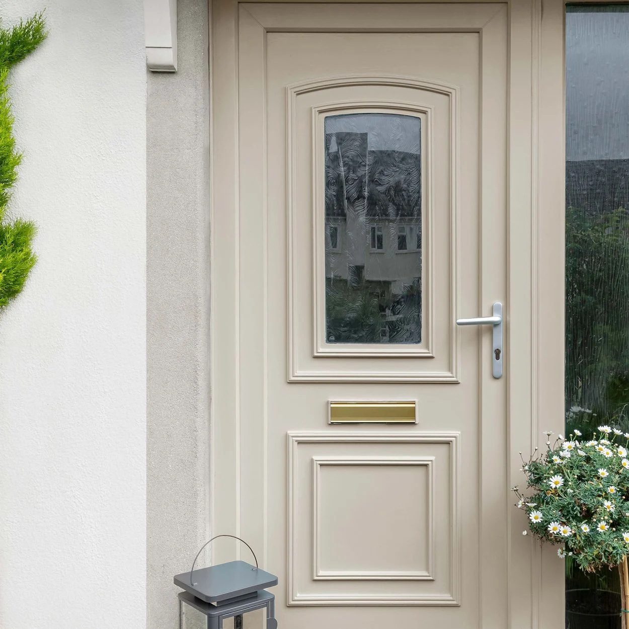 Rust-Oleum Universal Portland Stone | Satin - 250ml