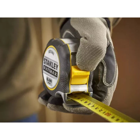 Stanley FatMax® XTREME™ Tape Measure | 8m/26ft (Width 32mm)