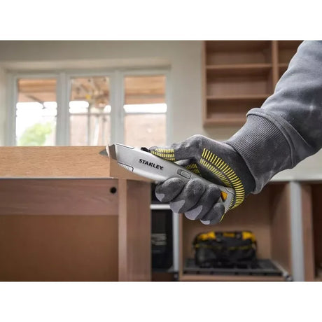 Stanley Heavy Duty Retractable Trade Knife 