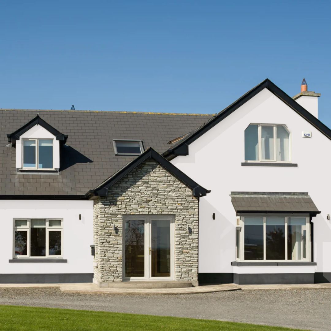 Dulux Weathershield Brilliant White Masonry Paint