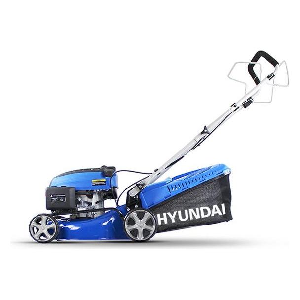 Hyundai Petrol Lawnmower Self Propelled 43cm 139cc