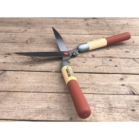 True Temper Sculpting Shears - 8"